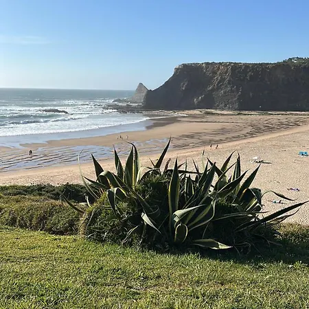 Surf Seixe Хостел *