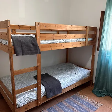 Surf Seixe Хостел *